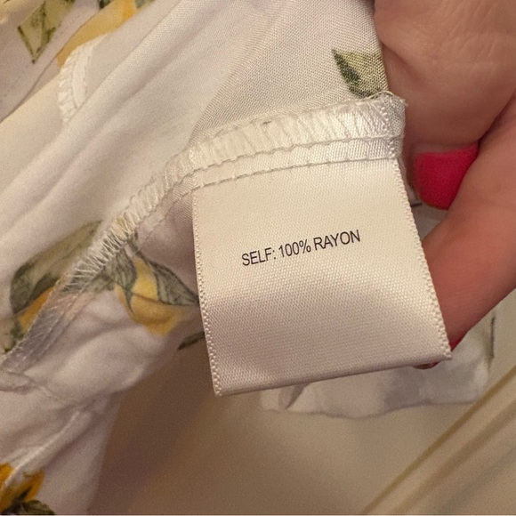 Jane and Delancey lemon print long sleeve blouse with roll tab sleeves. Size L - Picture 4 of 6